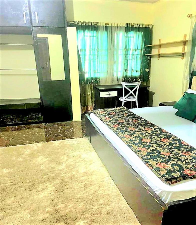 Detouz Lodging Accra Exterior photo